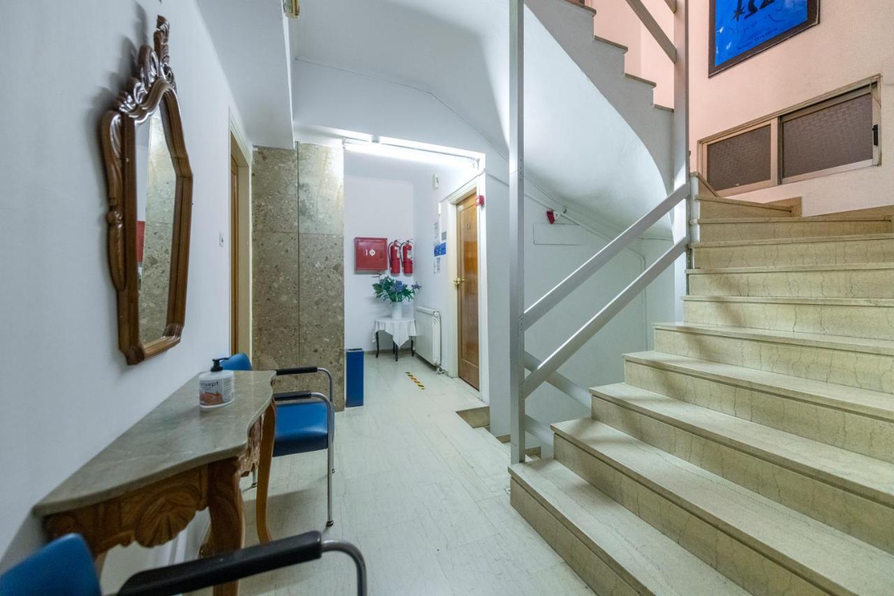 Roy Hotel Афины Экстерьер фото
