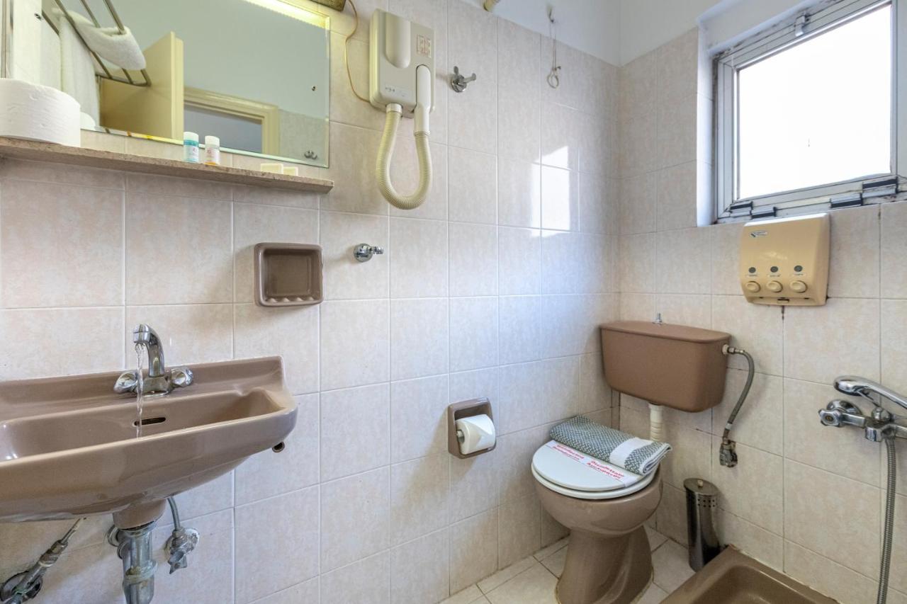 Roy Hotel Афины Экстерьер фото